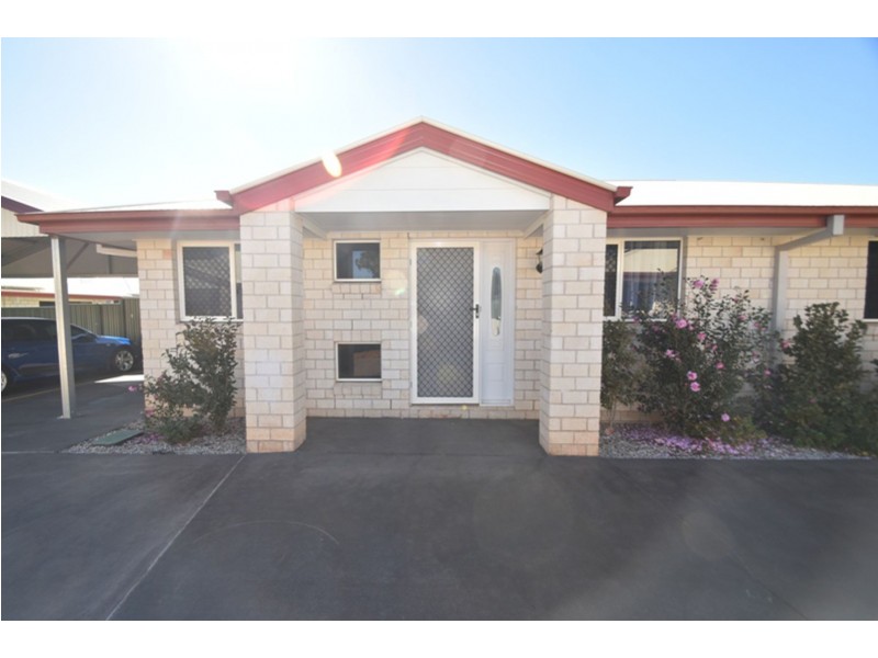 5/8 Link Street, North Toowoomba QLD 4350