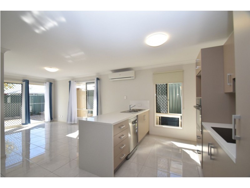 5/8 Link Street, North Toowoomba QLD 4350