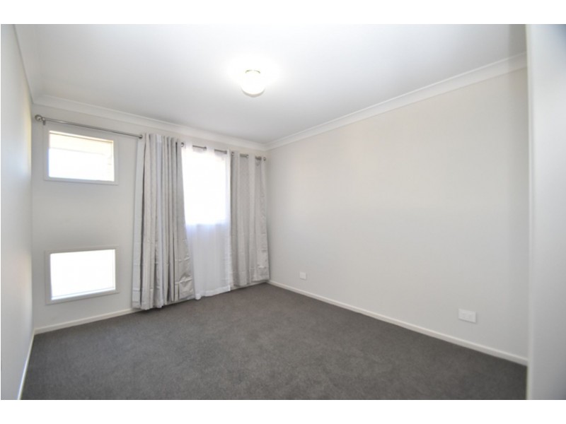 5/8 Link Street, North Toowoomba QLD 4350
