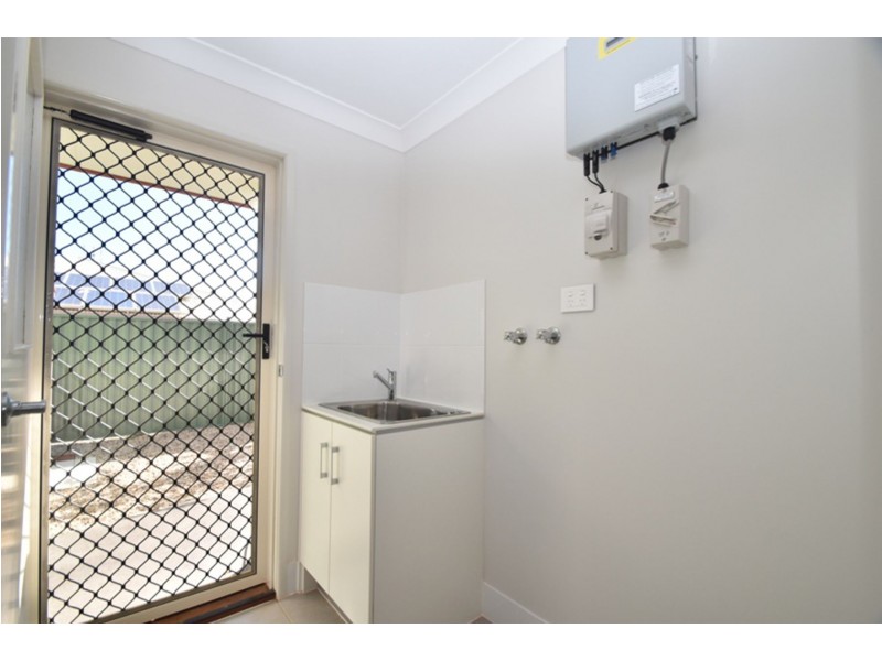 5/8 Link Street, North Toowoomba QLD 4350