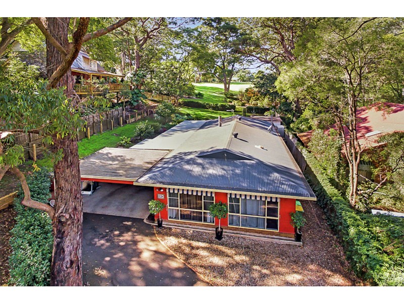 22 Amos Crescent, Mount Lofty QLD 4350