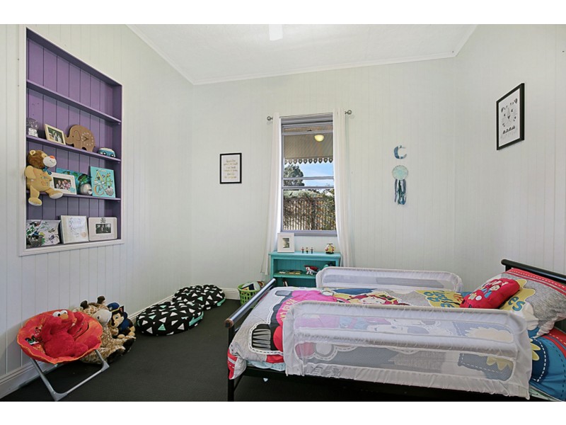 4 Hartwig Street, Goombungee QLD 4354