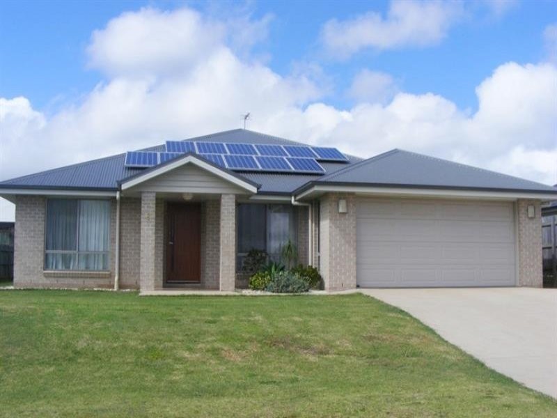 8 Lanagan Court, Middle Ridge QLD 4350