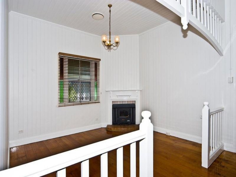 123 Bridge Street, North Toowoomba QLD 4350