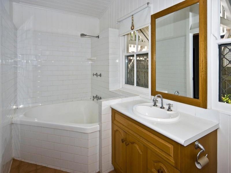 123 Bridge Street, North Toowoomba QLD 4350