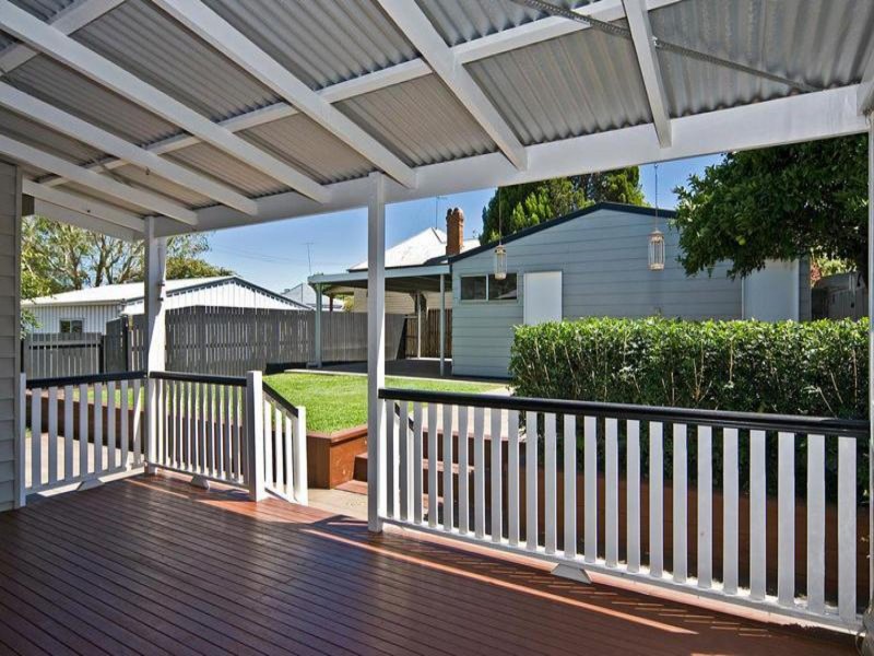 123 Bridge Street, North Toowoomba QLD 4350