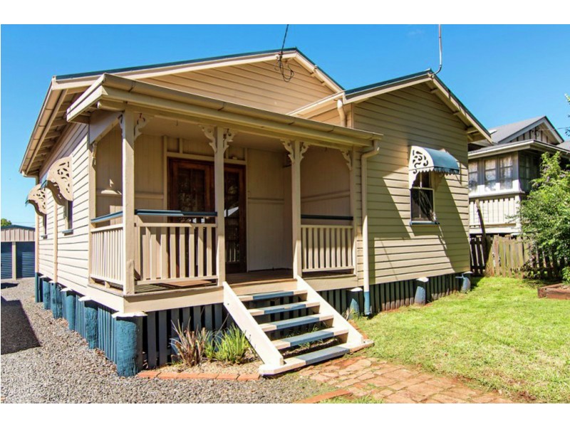 12 Norwood Street, Toowoomba City QLD 4350