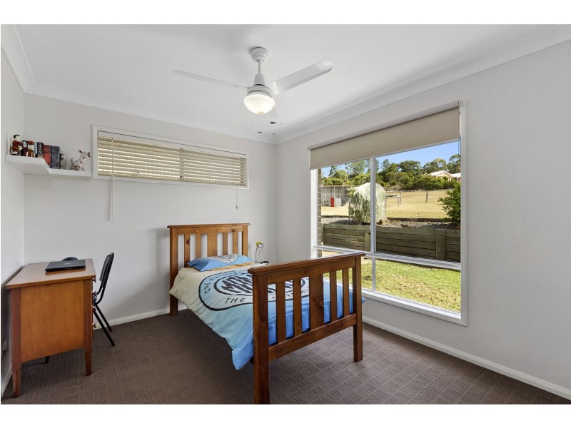 7 Roderick Drive, Cotswold Hills QLD 4350