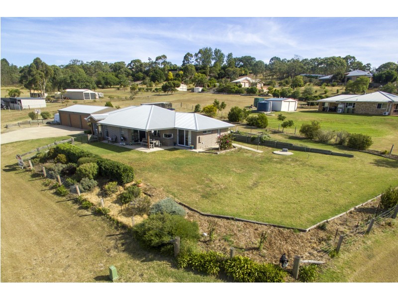 7 Roderick Drive, Cotswold Hills QLD 4350