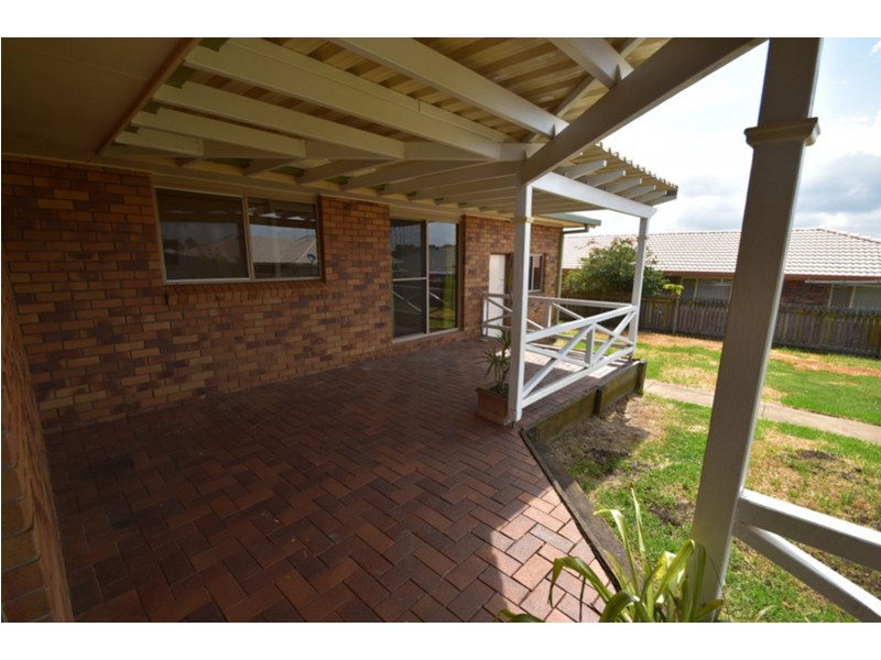 4 Janine Court, Kearneys Spring QLD 4350