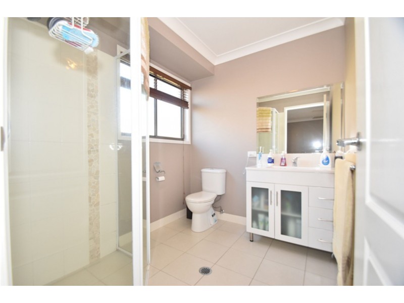 38 Smythe Drive, Highfields QLD 4352