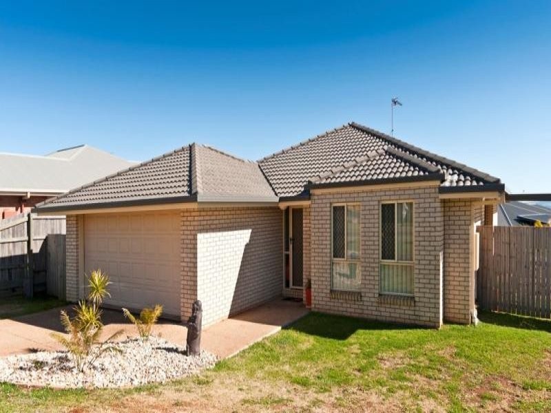 21 Smythe Drive, Highfields QLD 4352