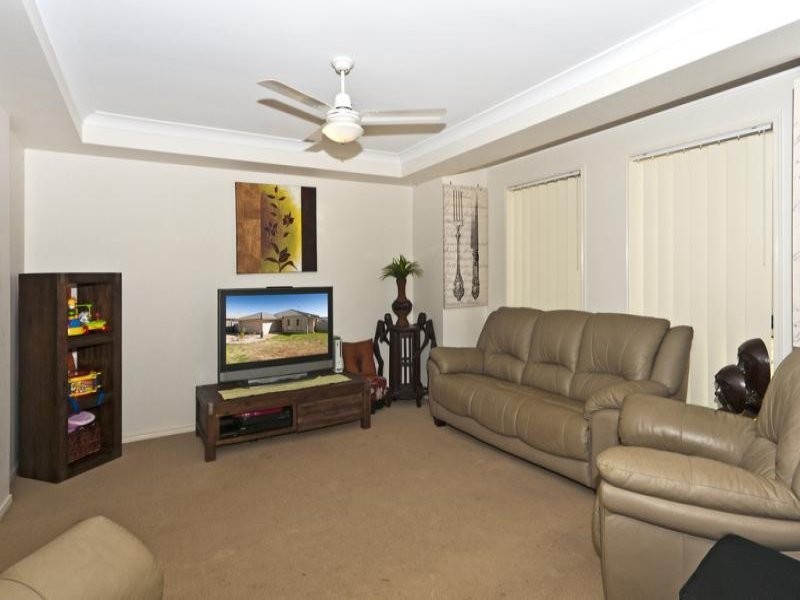 21 Smythe Drive, Highfields QLD 4352