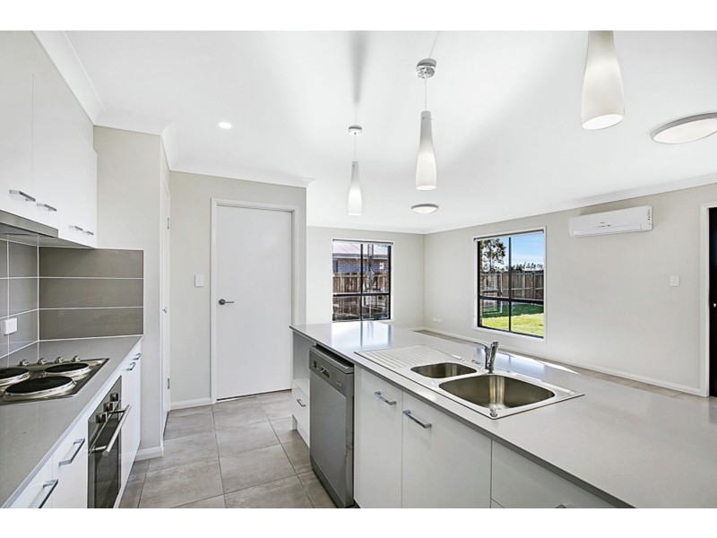 36 Magpie Drive, Cambooya QLD 4358