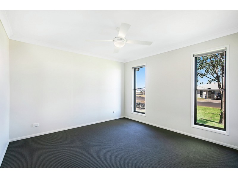 36 Magpie Drive, Cambooya QLD 4358