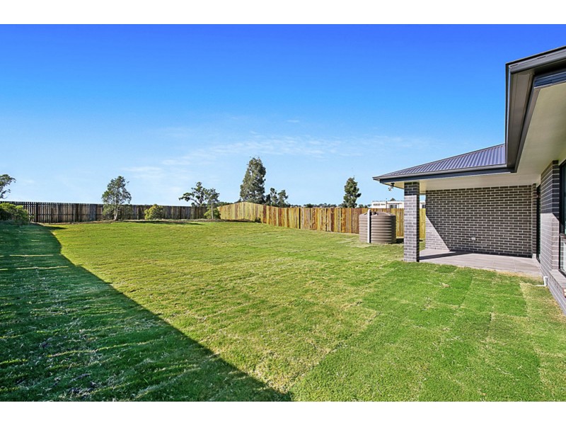 36 Magpie Drive, Cambooya QLD 4358