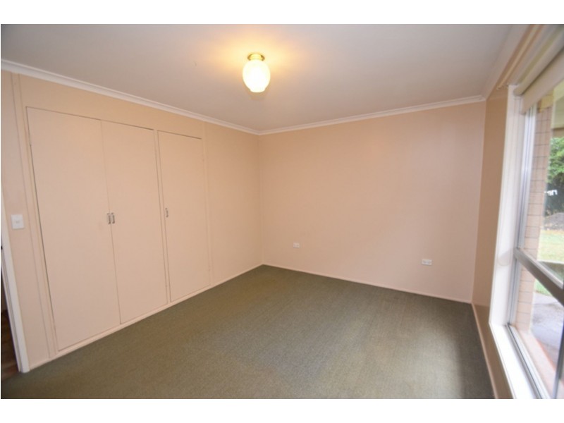 11 Behland Street, Kearneys Spring QLD 4350