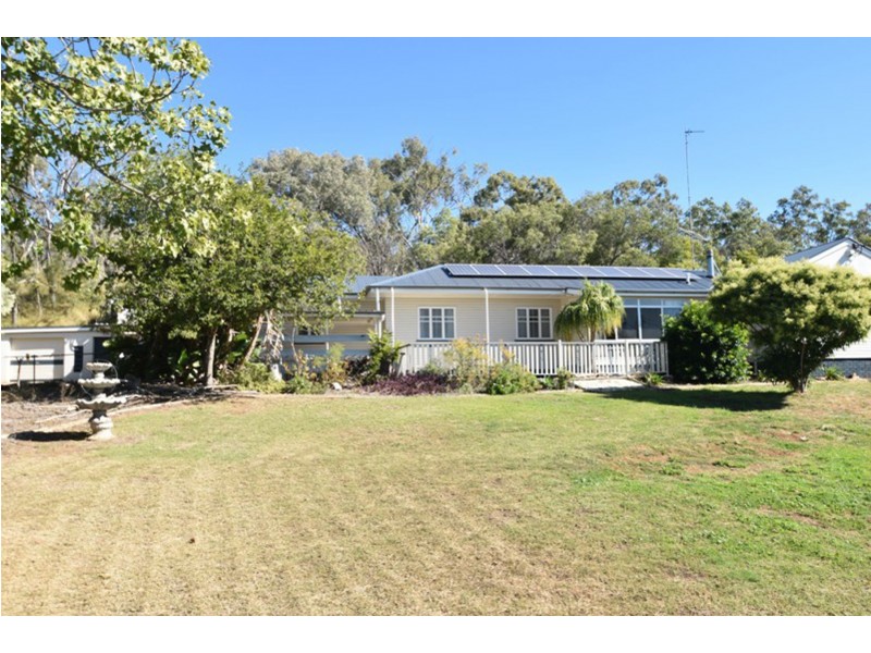 42 Toowoomba Road, Oakey QLD 4401