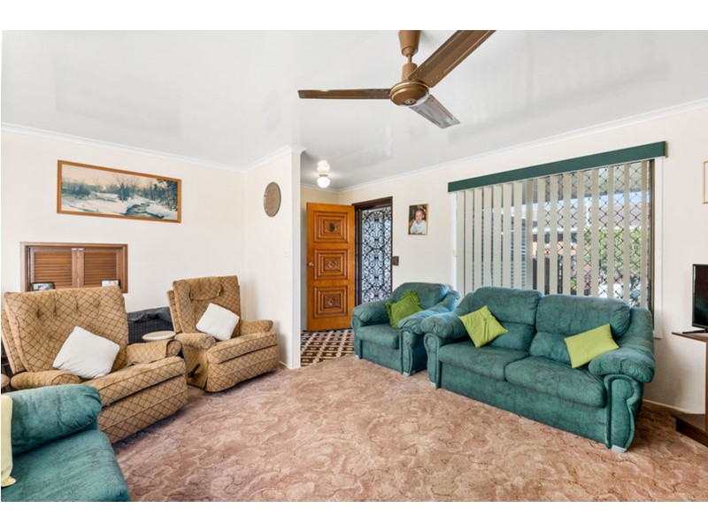 376 Hume Street, Centenary Heights QLD 4350