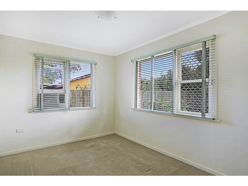 33 Merritt Street, Harristown QLD 4350