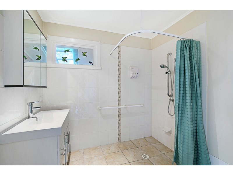 33 Merritt Street, Harristown QLD 4350