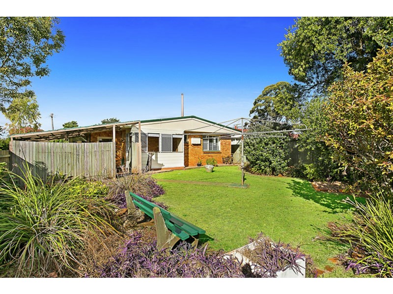 33 Merritt Street, Harristown QLD 4350