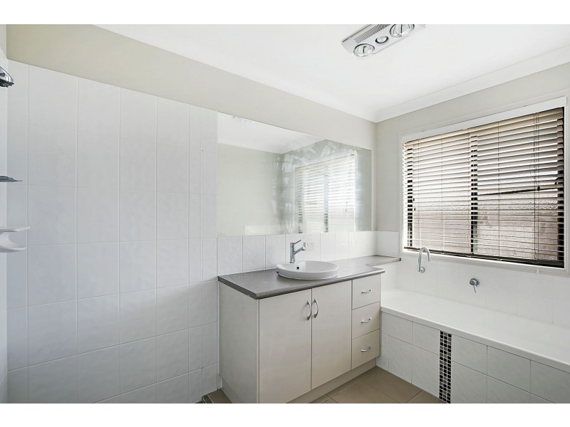 34 Shoesmith Road, Westbrook QLD 4350