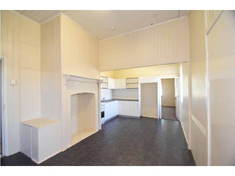 2/51 Raff Street, Toowoomba City QLD 4350