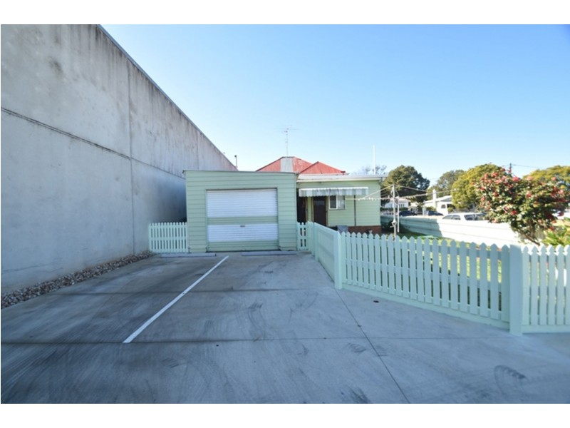 2/51 Raff Street, Toowoomba City QLD 4350