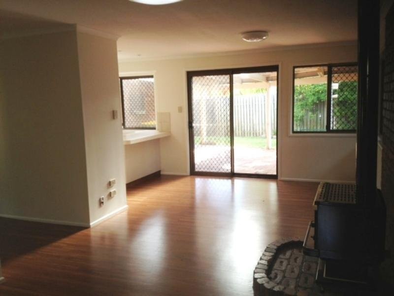 2 Heidi Court, Darling Heights QLD 4350