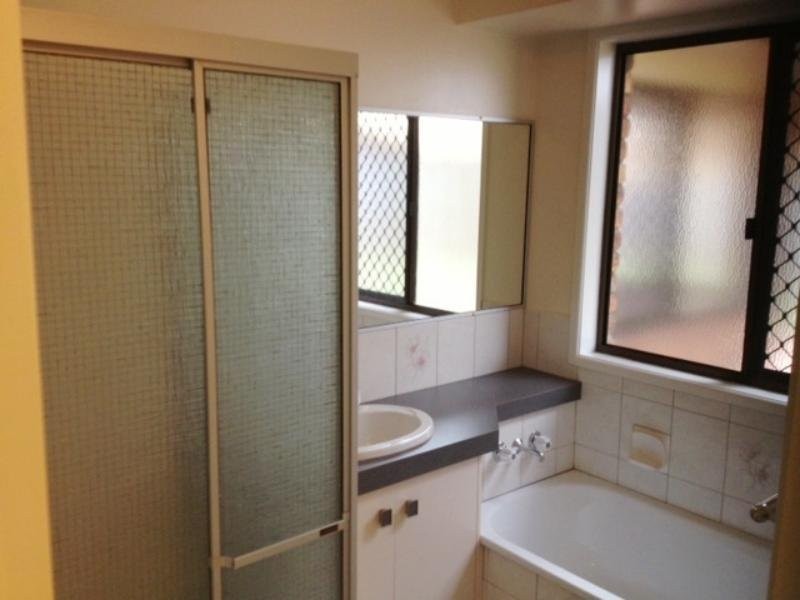 2 Heidi Court, Darling Heights QLD 4350