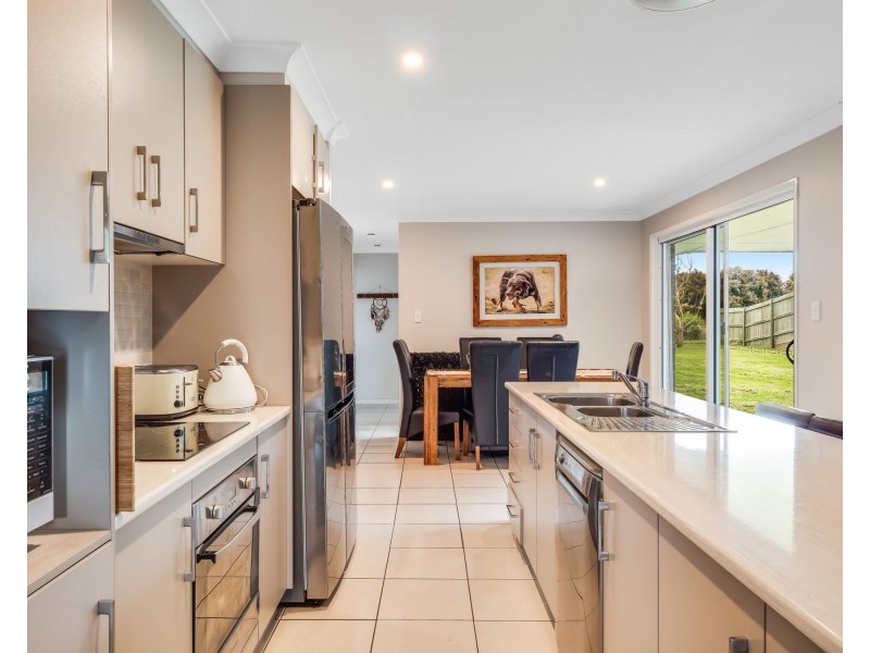 48 Bennett Street, Kleinton QLD 4352