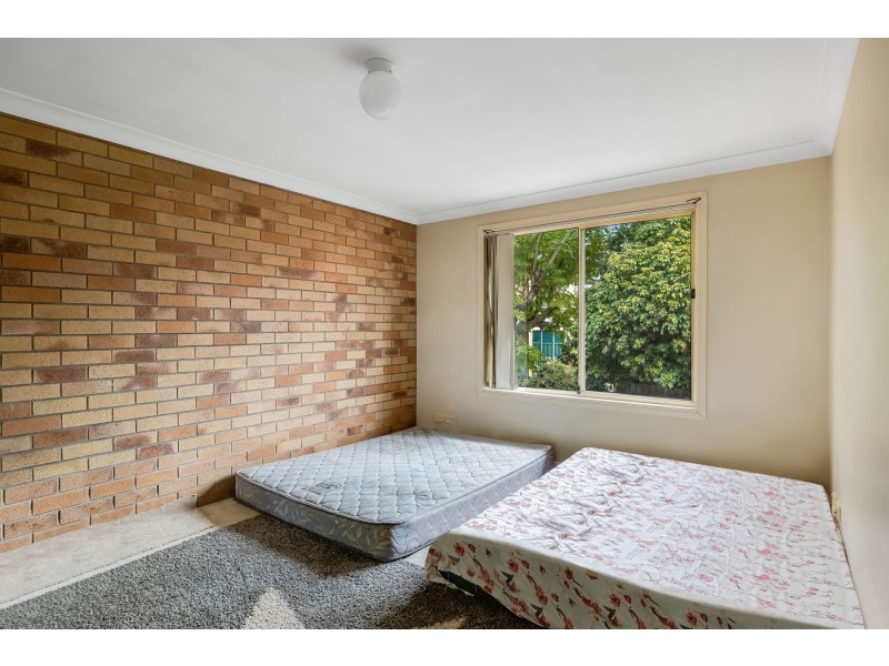 3/248 James Street, Harristown QLD 4350