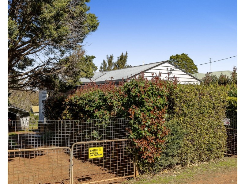 102 North Street, North Toowoomba QLD 4350