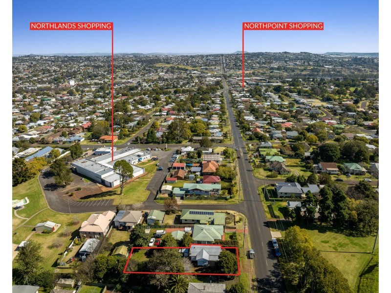 102 North Street, North Toowoomba QLD 4350
