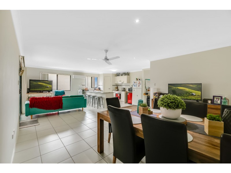 12 Felix Street, Cranley QLD 4350