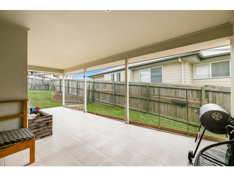 12 Felix Street, Cranley QLD 4350