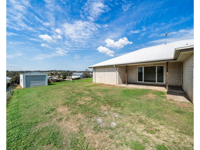 9 Christo Court, Meringandan West QLD 4352