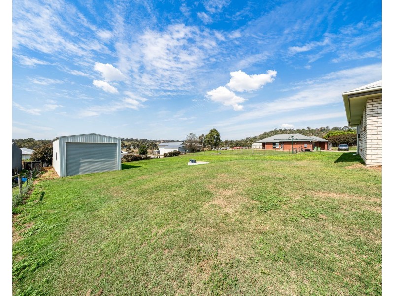 9 Christo Court, Meringandan West QLD 4352