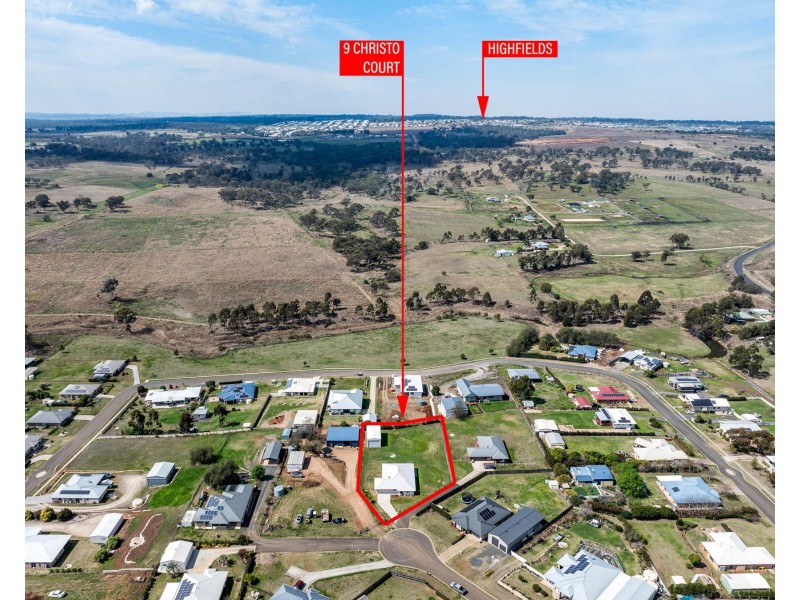 9 Christo Court, Meringandan West QLD 4352