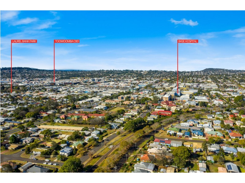 6/4 O’Quinn Street, Harristown QLD 4350