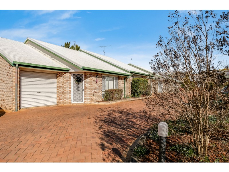 16/19A Gladstone Street, Newtown QLD 4350