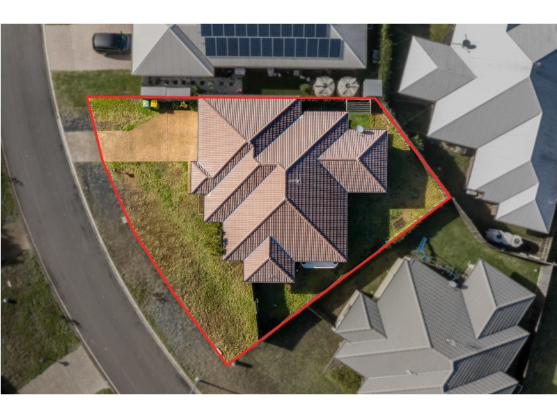 4 Cooranga Street, Glenvale QLD 4350