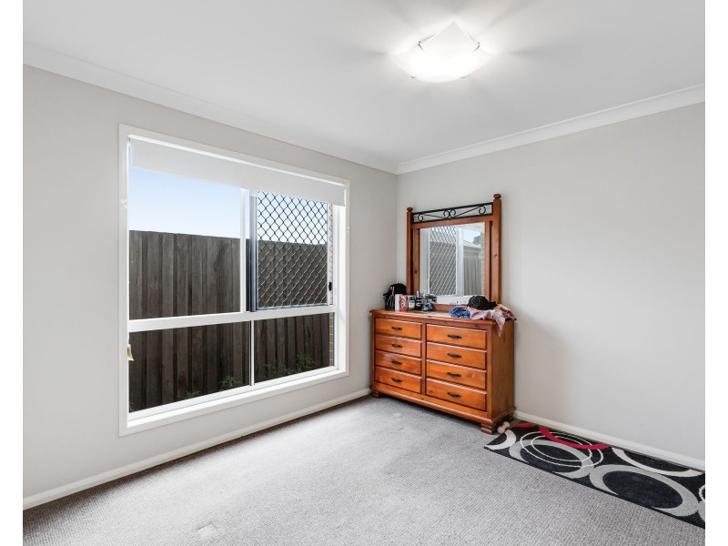 4/10 Furness Court, Kearneys Spring QLD 4350