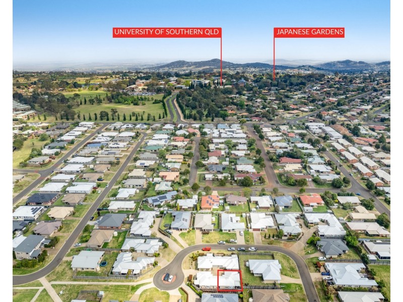 4/10 Furness Court, Kearneys Spring QLD 4350