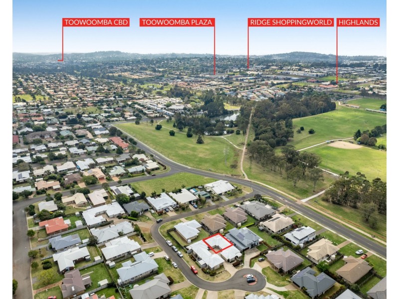 4/10 Furness Court, Kearneys Spring QLD 4350