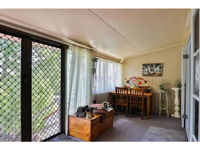 5 Victoria Street, Goombungee QLD 4354