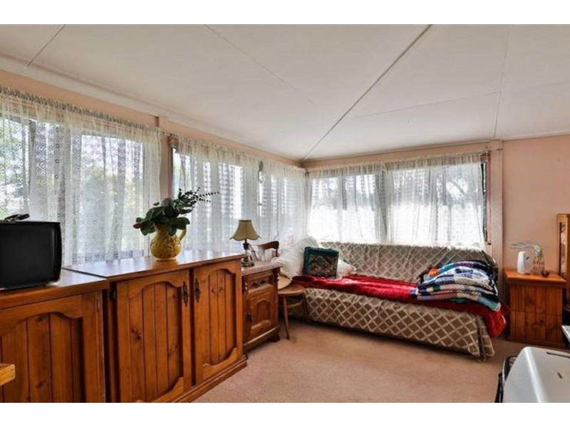 5 Victoria Street, Goombungee QLD 4354