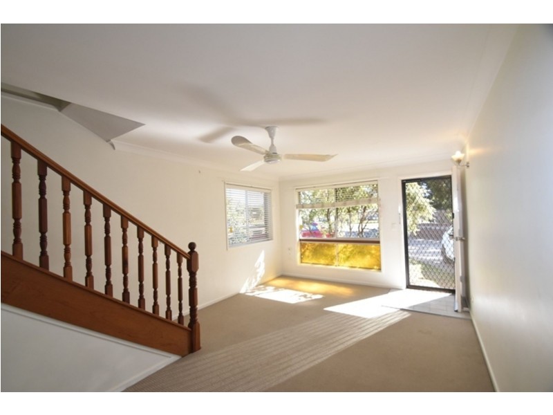 1/88 Anzac Avenue, Newtown QLD 4350