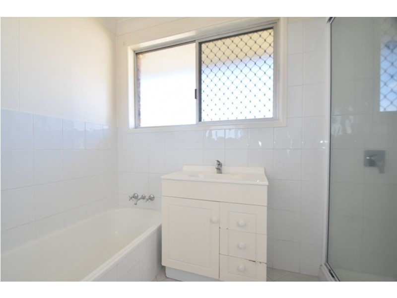 1/88 Anzac Avenue, Newtown QLD 4350